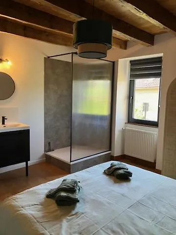 Chambres D'Hotes Le Tour Du Lot Горс Франция